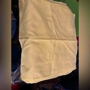 Yellow Dinner Napkins 18x18 Pre-Owned 10 Per Pack Bridal Shower Birthday Wedding